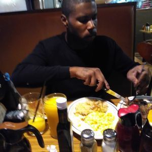 Meet your Posher, Whitey